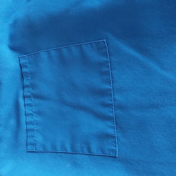 Indianapolis Colts medical/scrub set - Picture 8 of 9